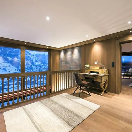 Hauss Leyron Elegant Alpine Retreat With Unforgettable Views 采尔马特