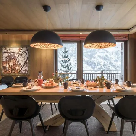 シャレー Hauss Leyron Elegant Alpine Retreat With Unforgettable Views
